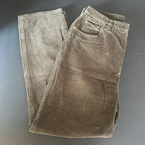 Jones New York sport green corduroy pants no tags